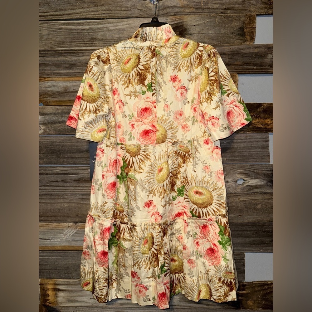 NWT Tuckernuck Dress Crawford Floral
Flutter Sleeve Sun Faded Mini Dress Size S - Picture 3 of 7